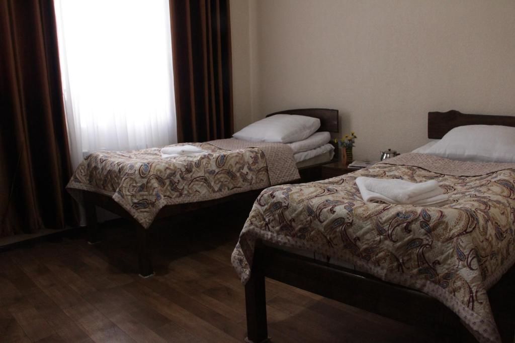 Хостелы Snow Leopard Hostel Каракол-51
